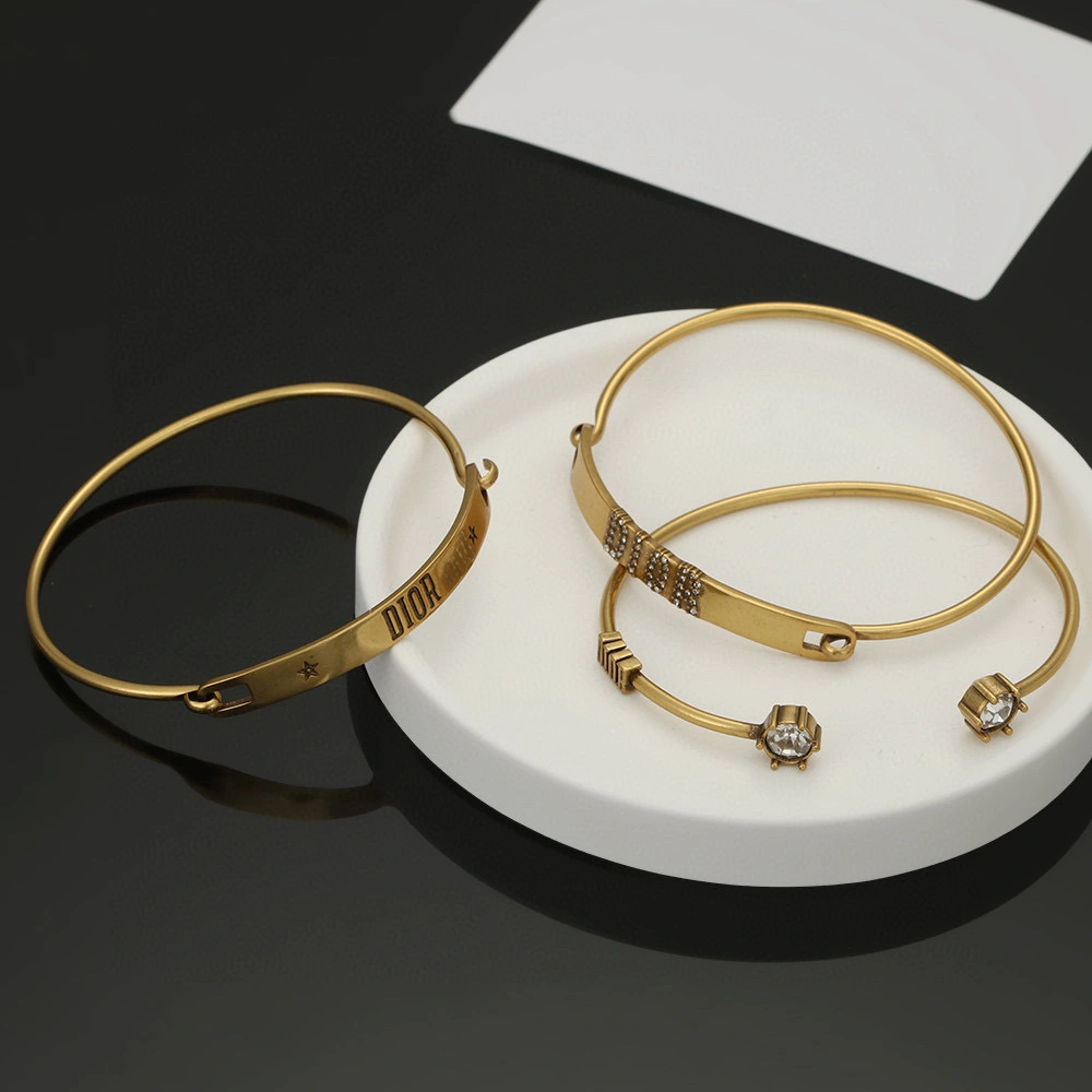 Barbara-- item:D-S092D2111