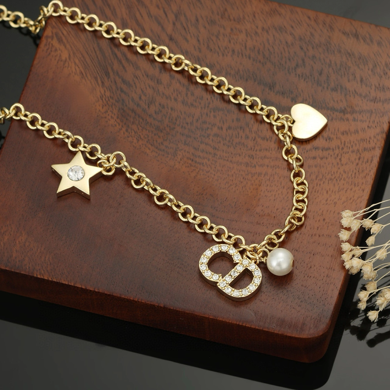 Barbara-- item:D-S092D2114