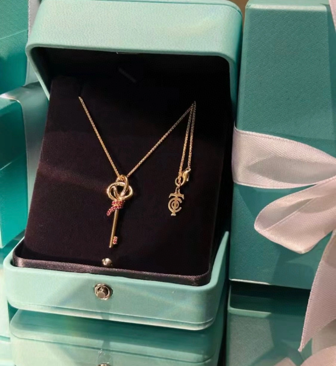 Barbara-- item:D-S092D2132