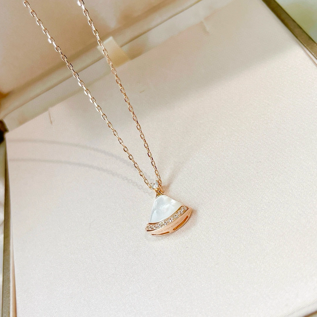 Barbara-- item:D-S092D2142