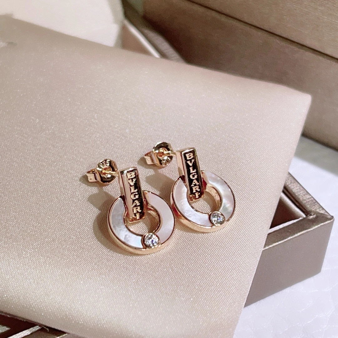 Barbara-- item:D-S092D2145