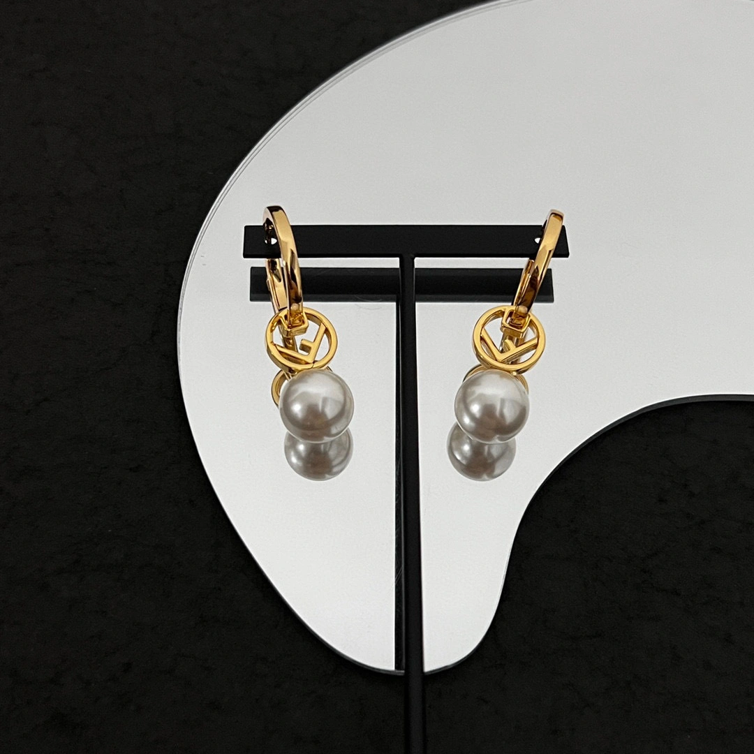 Barbara-- item:D-S092D2177