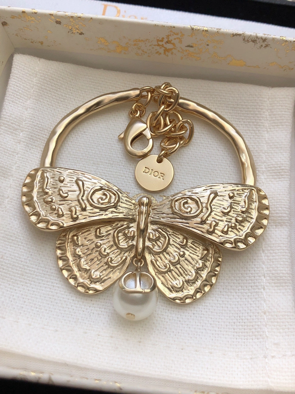 Barbara-- item:D-S092D2178