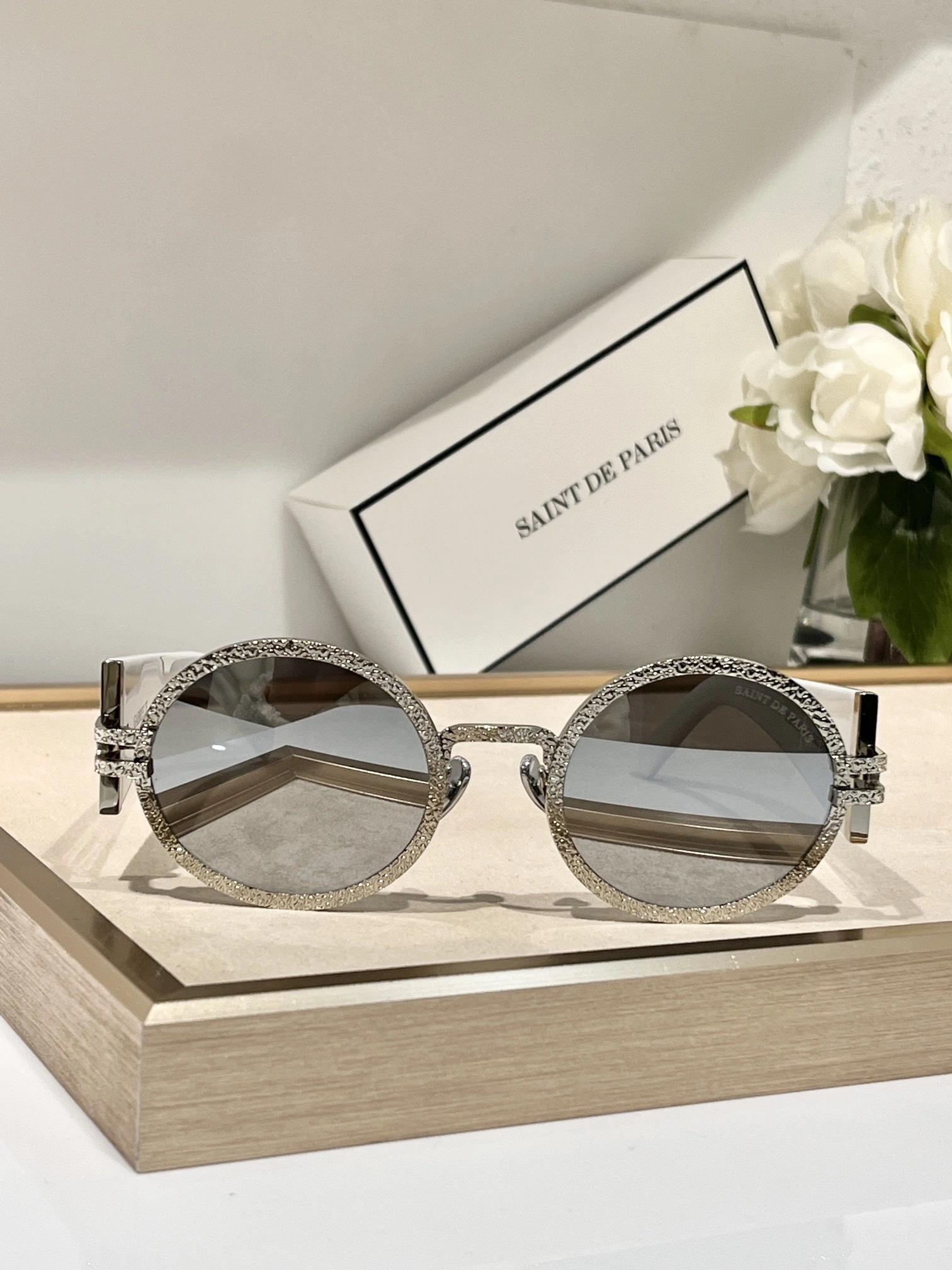 Barbara-- item:D-S132C2831