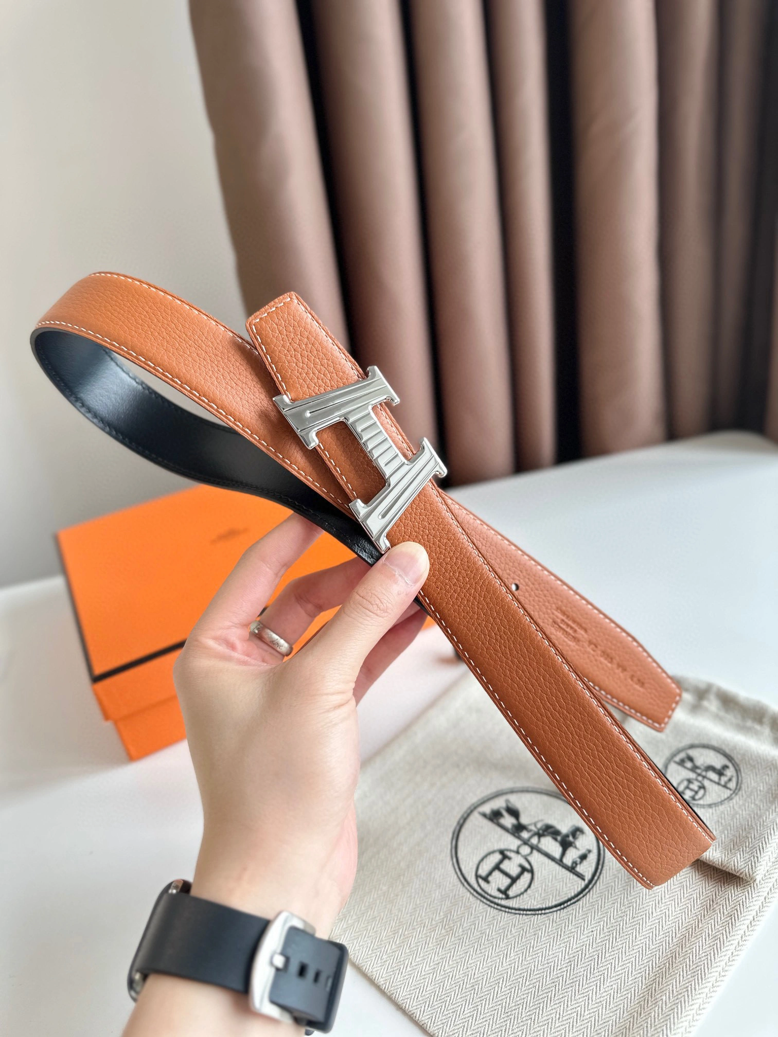 Barbara-- reversible cowhide 32MM item:D-S000A1957R