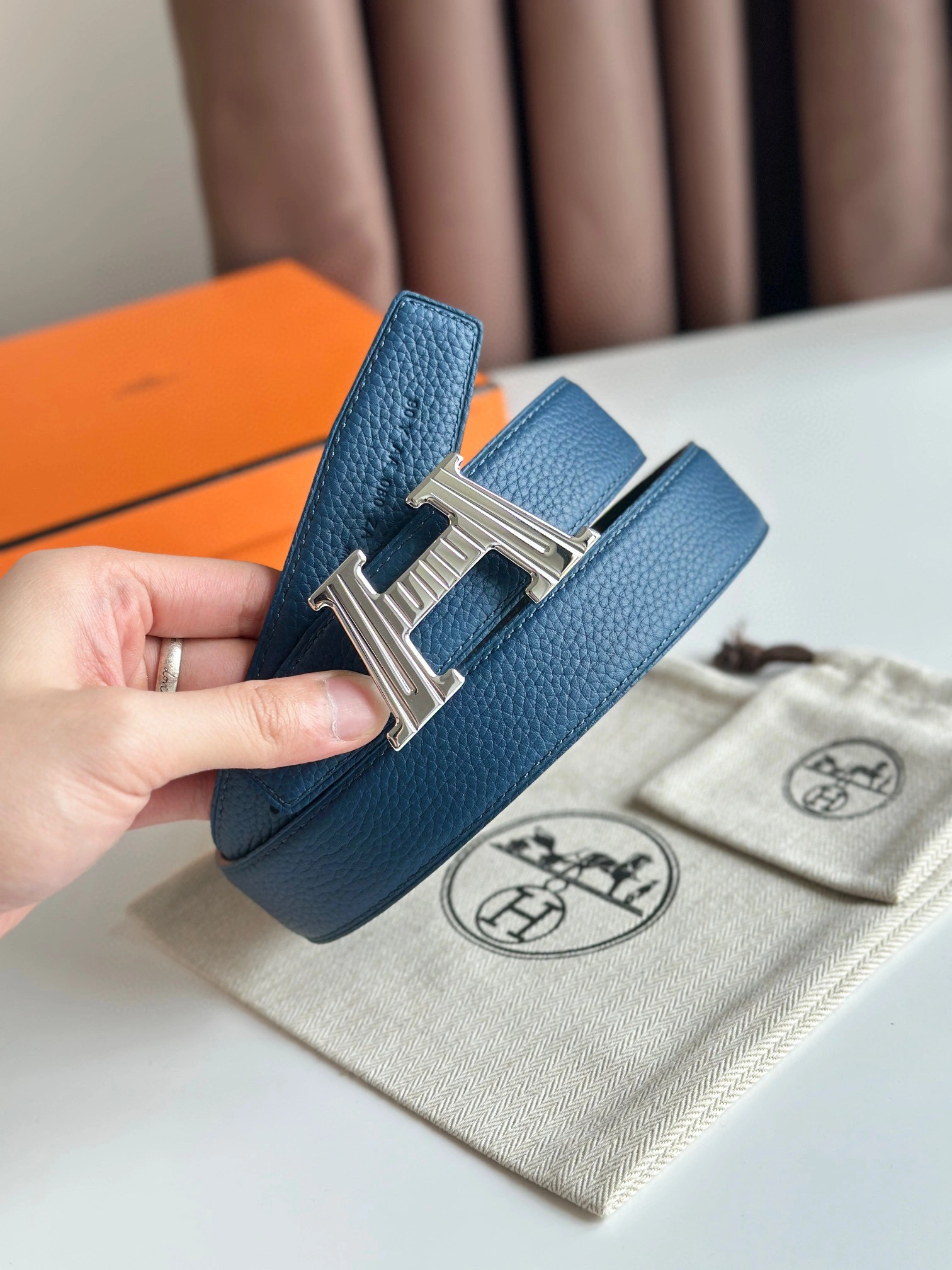 Barbara-- reversible cowhide 32MM item:D-S000A1959R