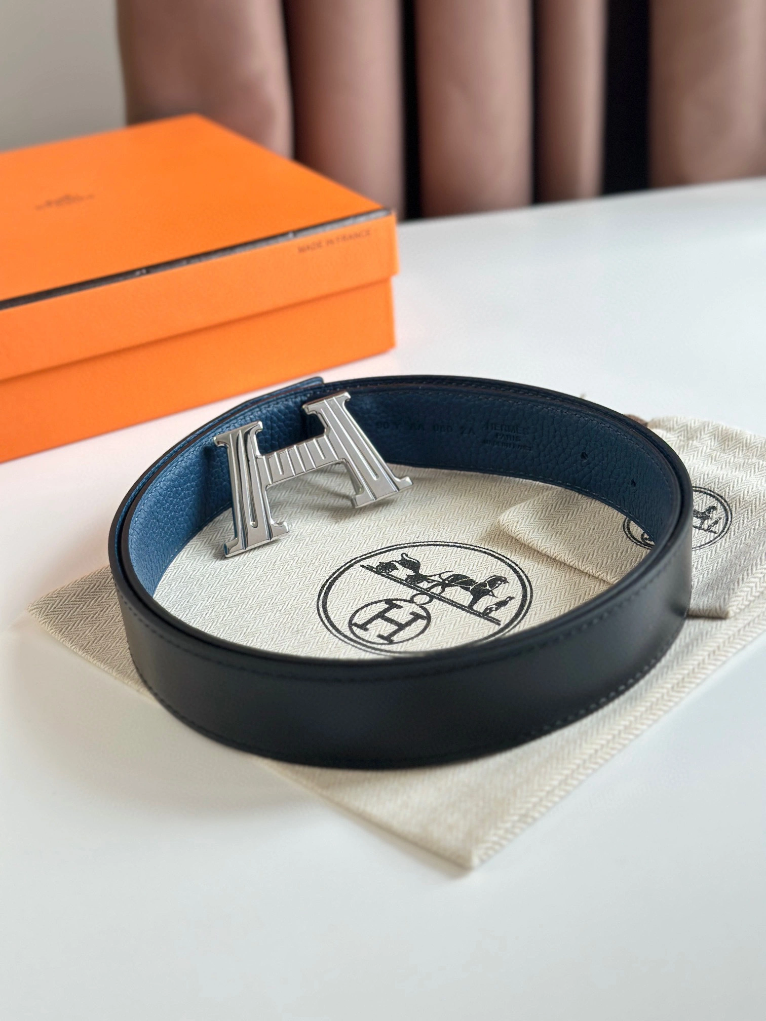 Barbara-- reversible cowhide 32MM item:D-S000A1959R