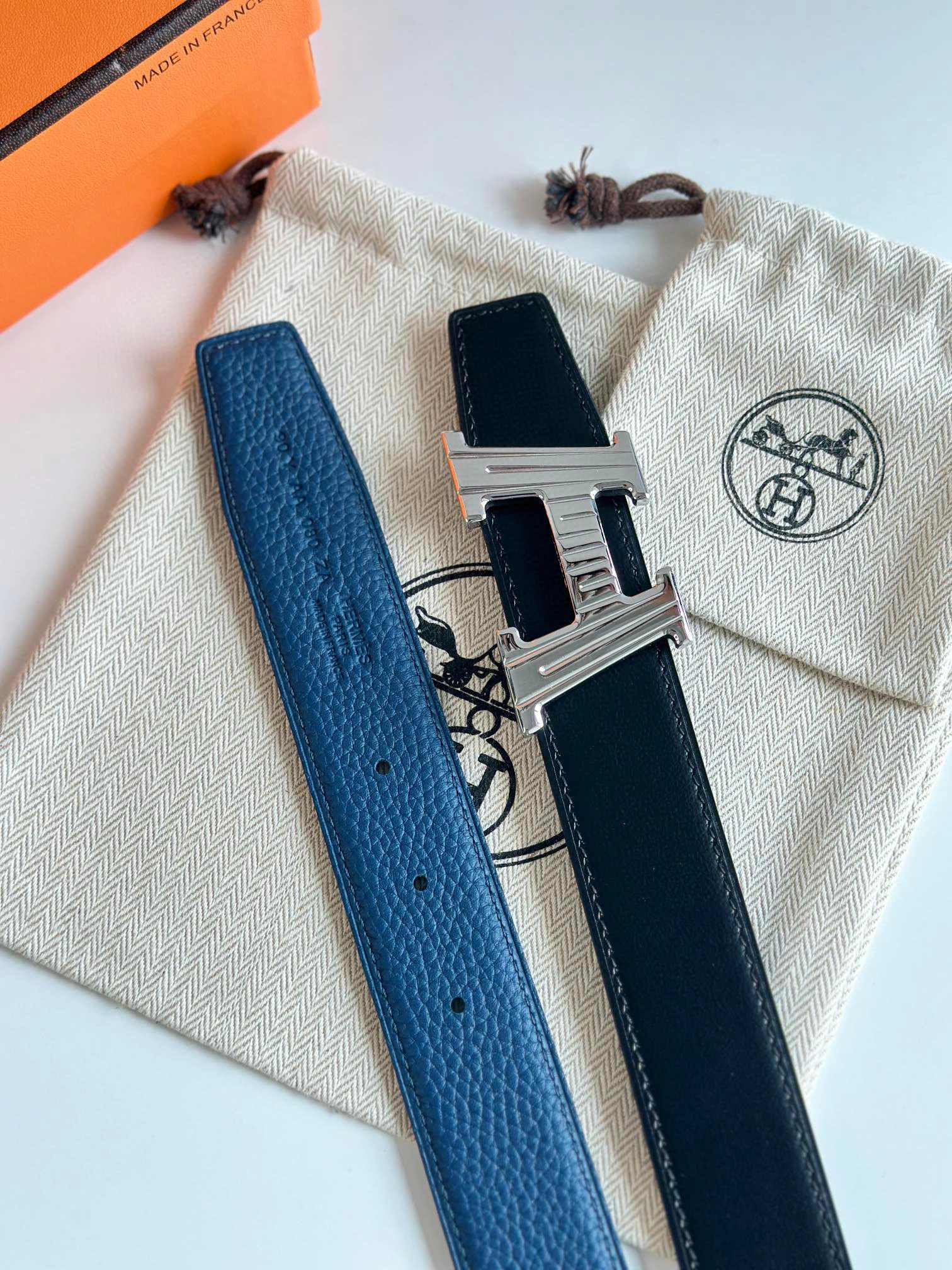 Barbara-- reversible cowhide 32MM item:D-S000A1959R