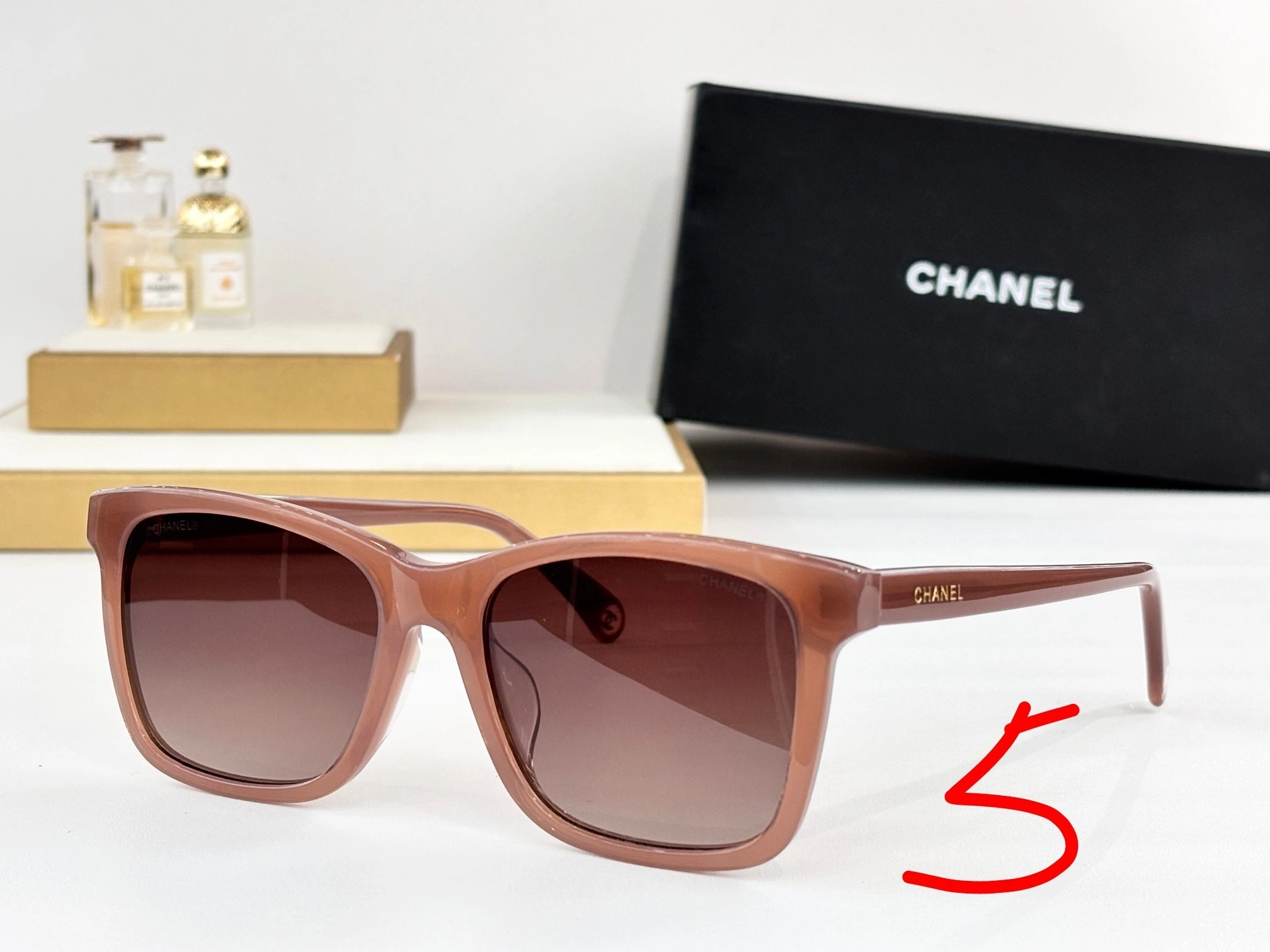 Barbara--3h1958 MOD：CH5551U 6Colour item:E-S132L2614-6H