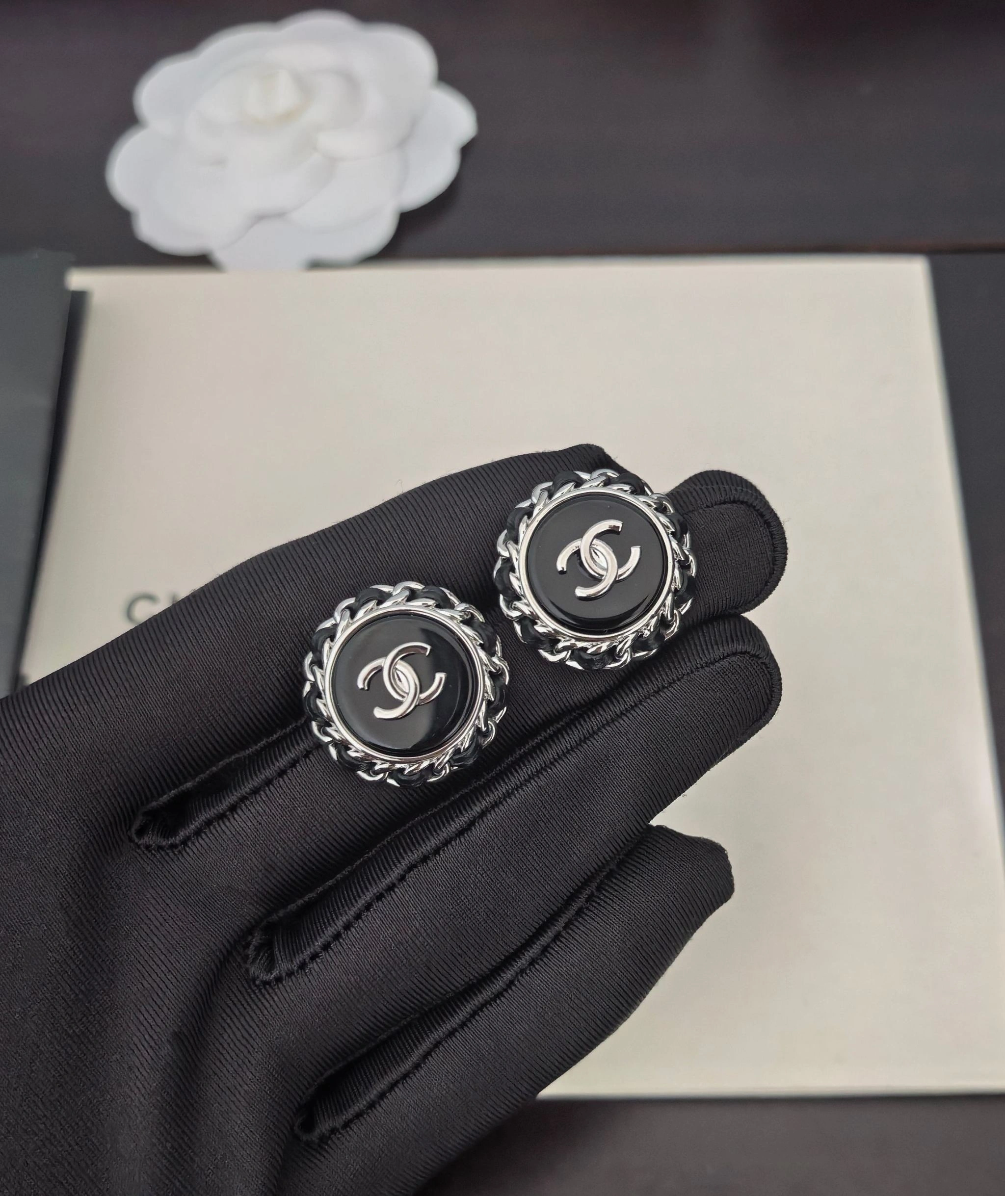 Barbara--3h1958 earrings item:E-S092I2501H