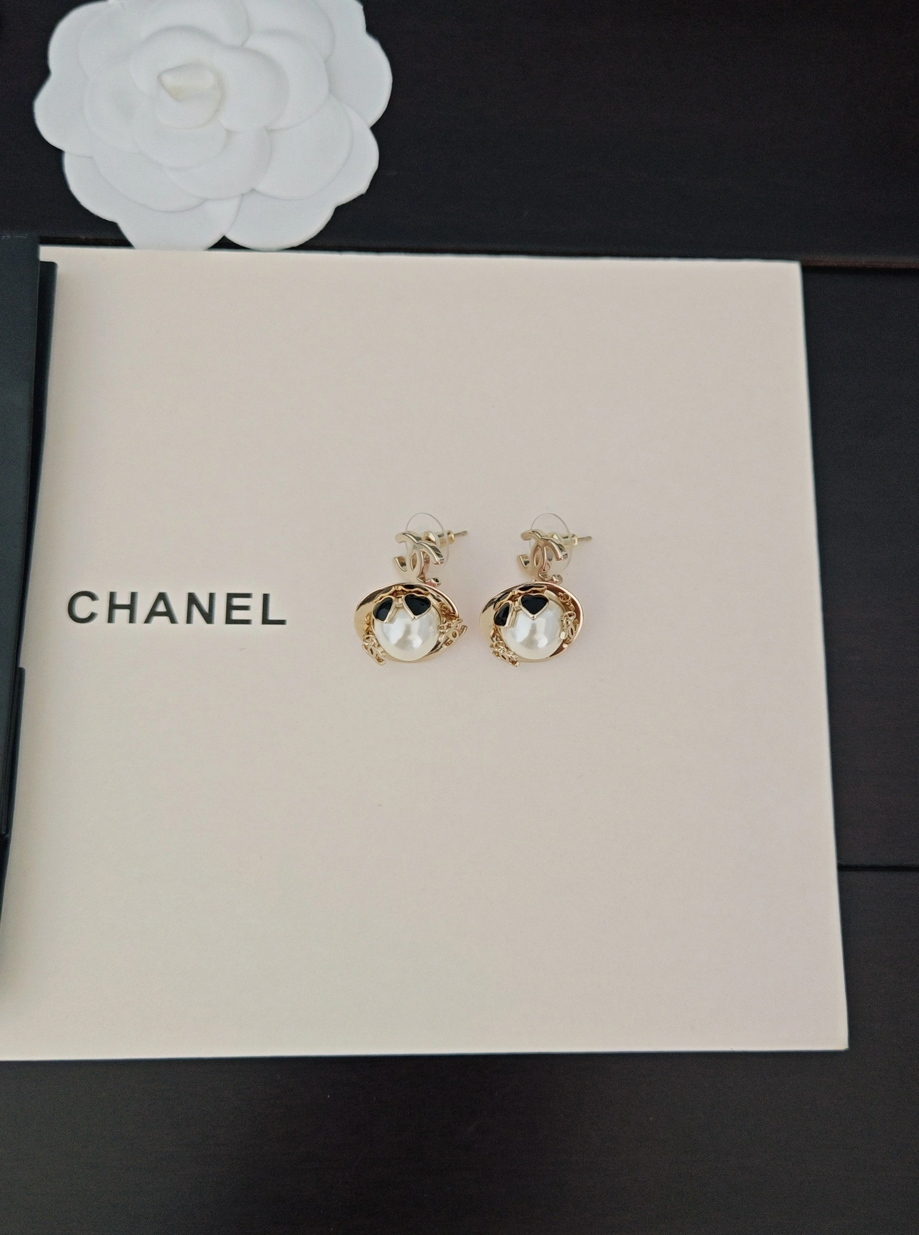 Barbara--3h1958 earrings item:E-S092I2506H