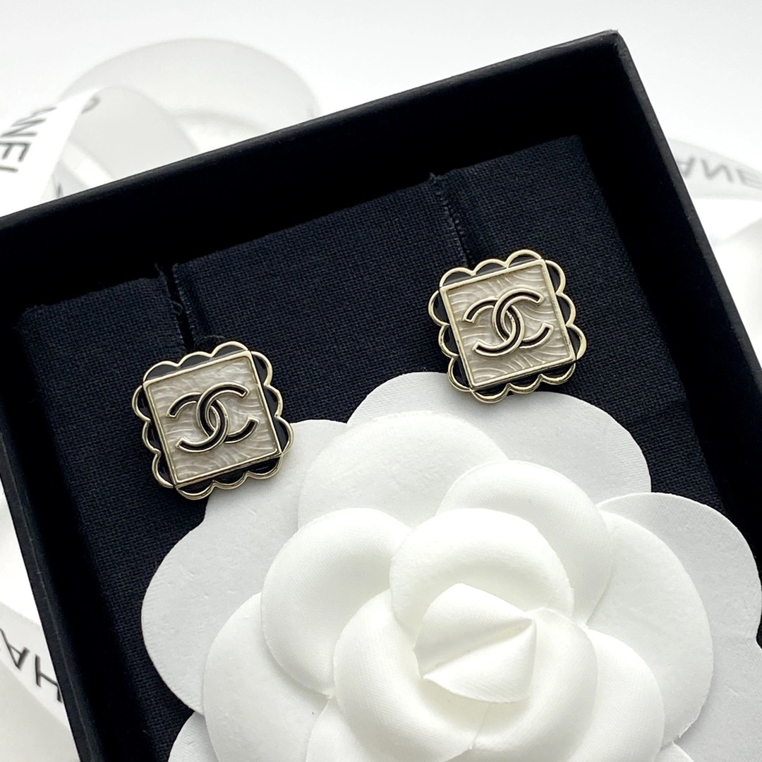 Barbara--3h1958 earrings item:E-S092I2704H