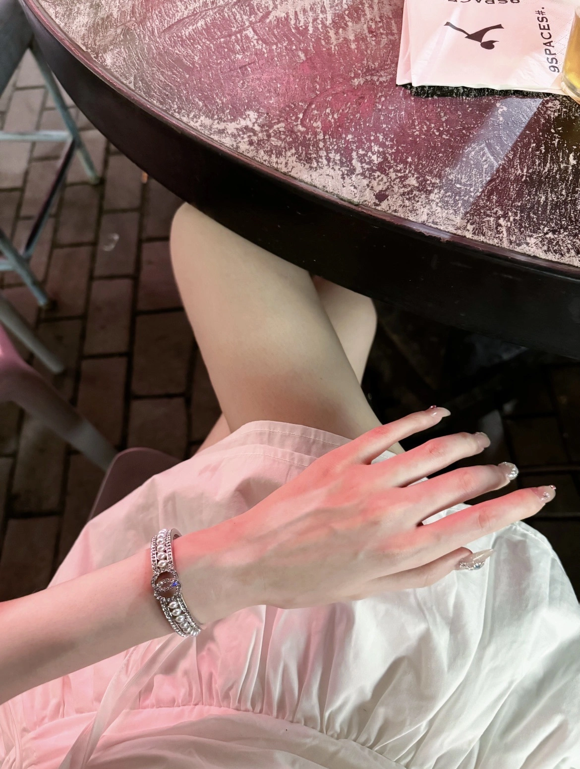 Barbara--3h1958 item:E-S213I0943