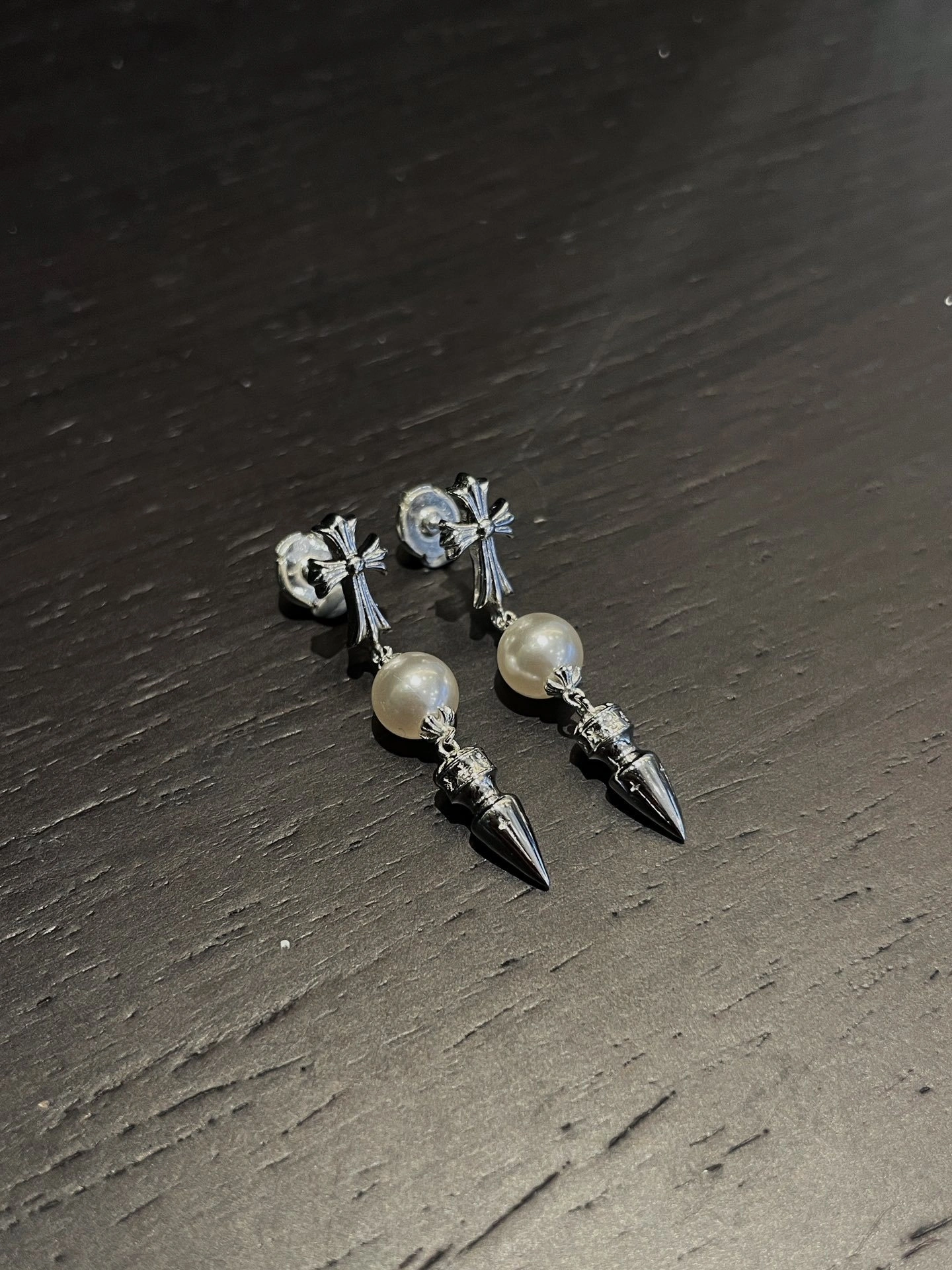 Barbara--3hro75 earrings item:E-S092I2530H