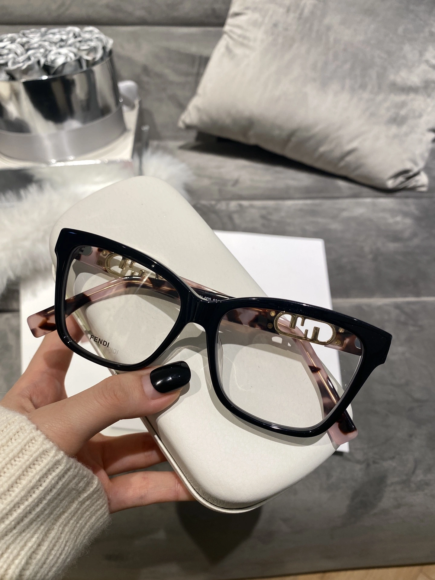 Barbara- 4Colour item:C-S132E0622-4