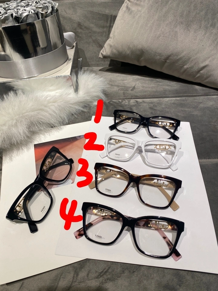 Barbara- 4Colour item:C-S132E0622-4