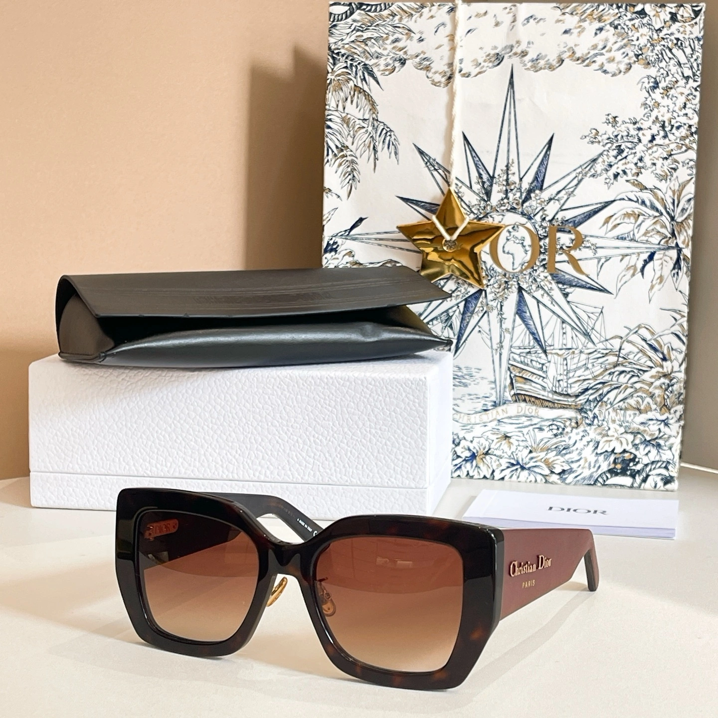 Barbara--4ior MODEL：Dior Ombre S2F 7Colour item:F-S132A2128-7H