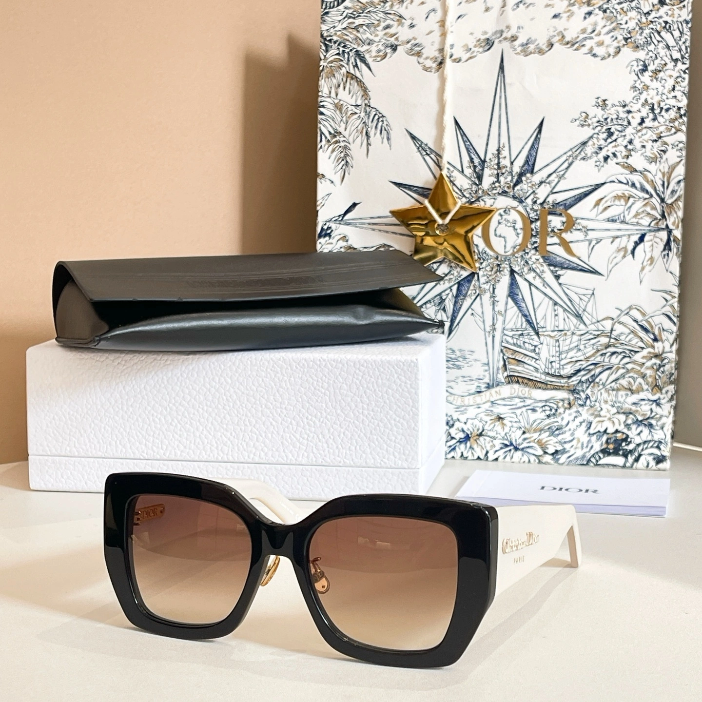 Barbara--4ior MODEL：Dior Ombre S2F 7Colour item:F-S132A2128-7H