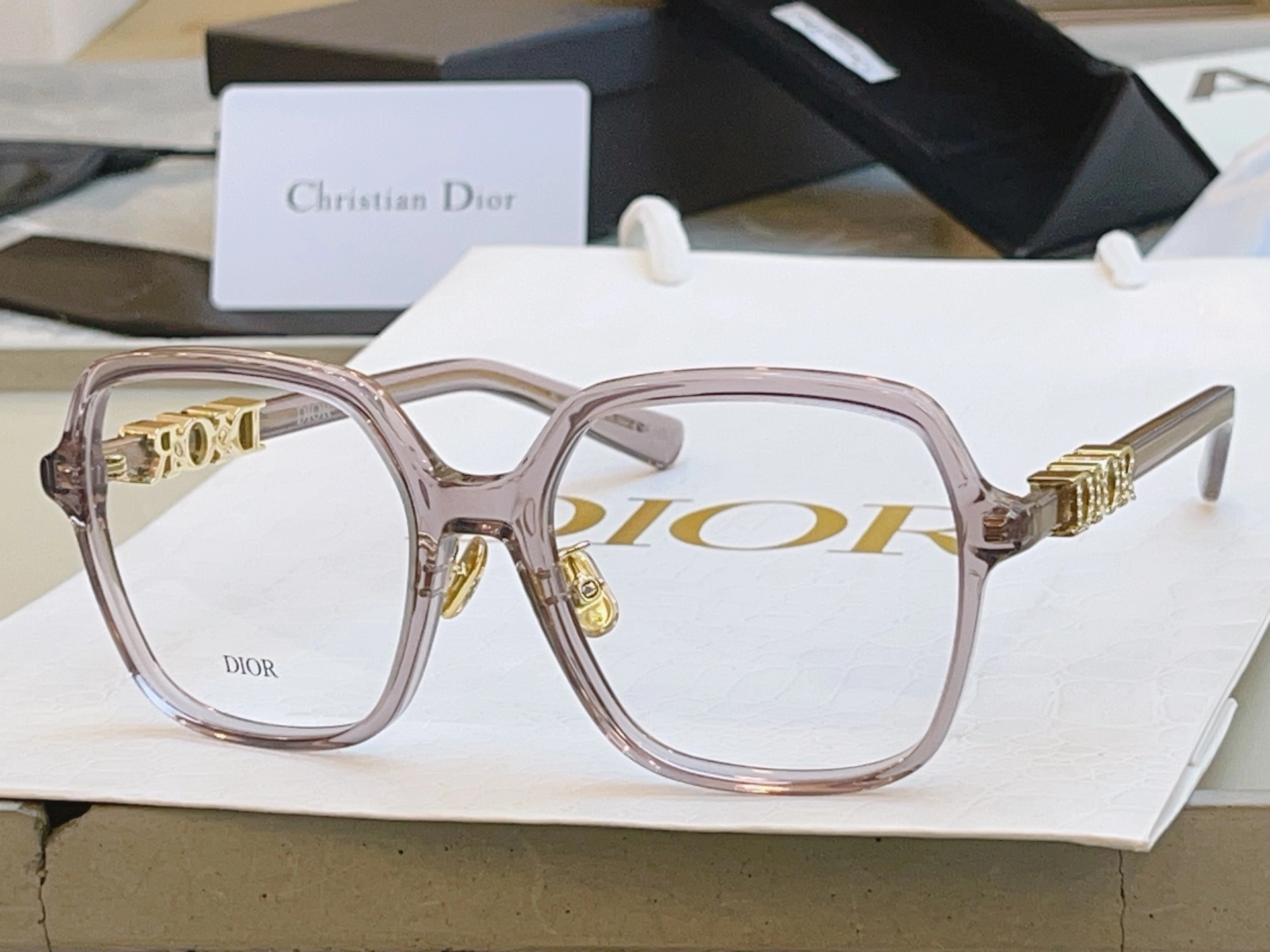Barbara--4ior MODEL：Treasure S1F 7Colour item:F-S132A1528-7H
