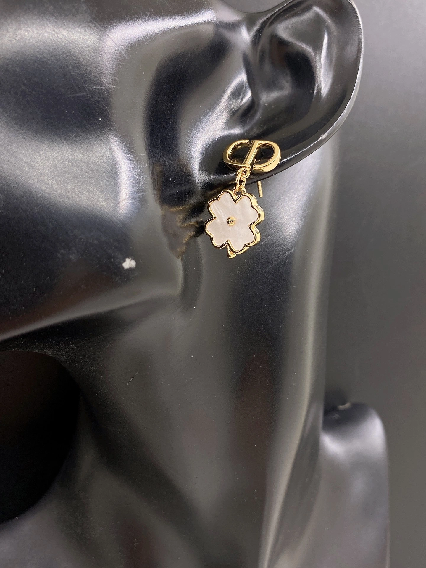 Barbara--4ior earrings item:E-S092I2545H