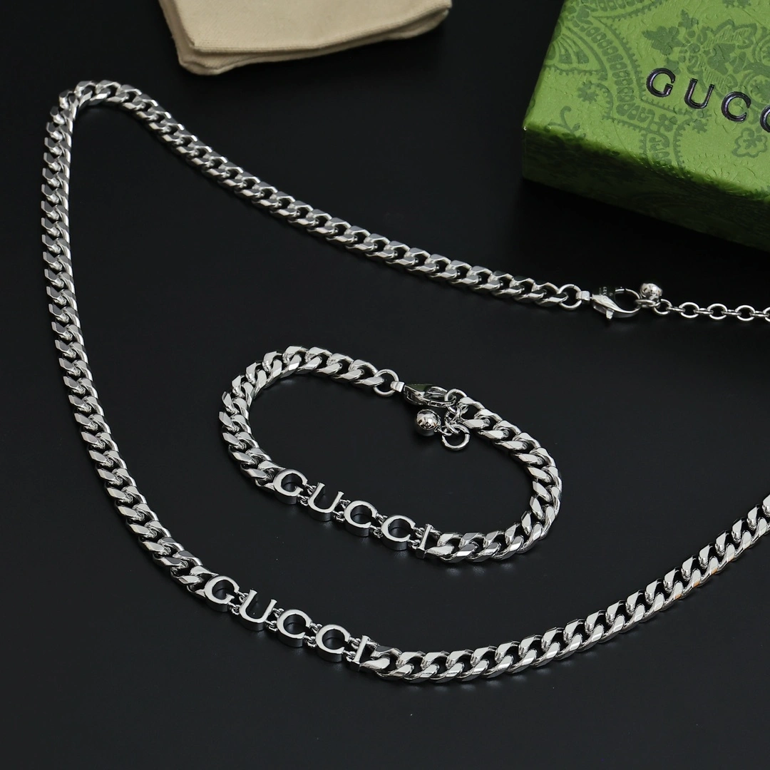 Barbara--6u33i 2colour item:E-S092B1819-2