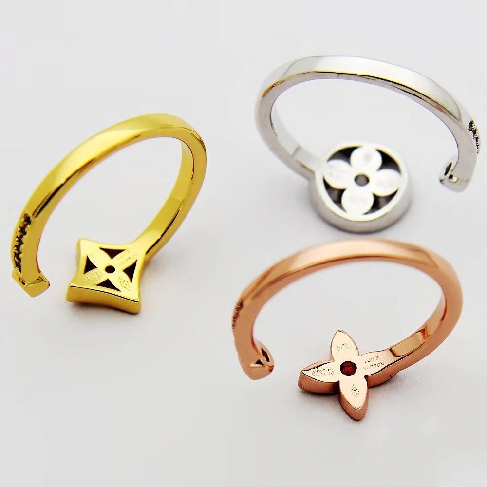 Barbara--8V 18k A set of three pieces item:E-S092I0913