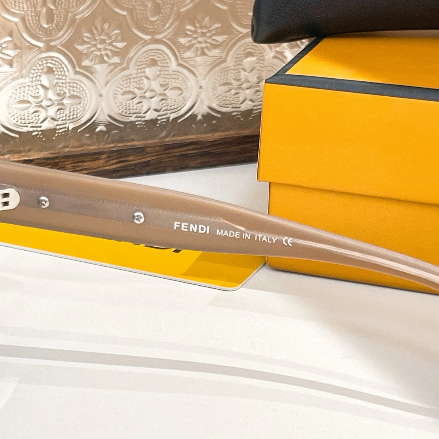 Barbara--F594i FE 40164U 4Colour item:E-S132C2810-4