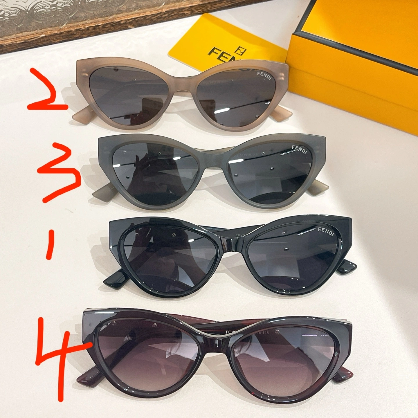 Barbara--F594i FE 40164U 4Colour item:E-S132C2810-4