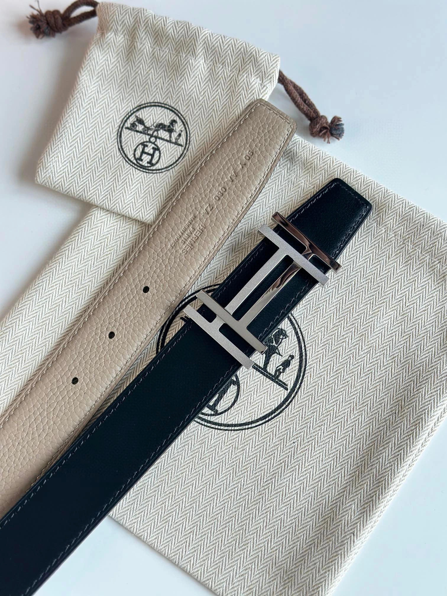 &Barbara--H066050CK05-H073967CAAB reversible Calfskin 32MM item:D-S000A1915R