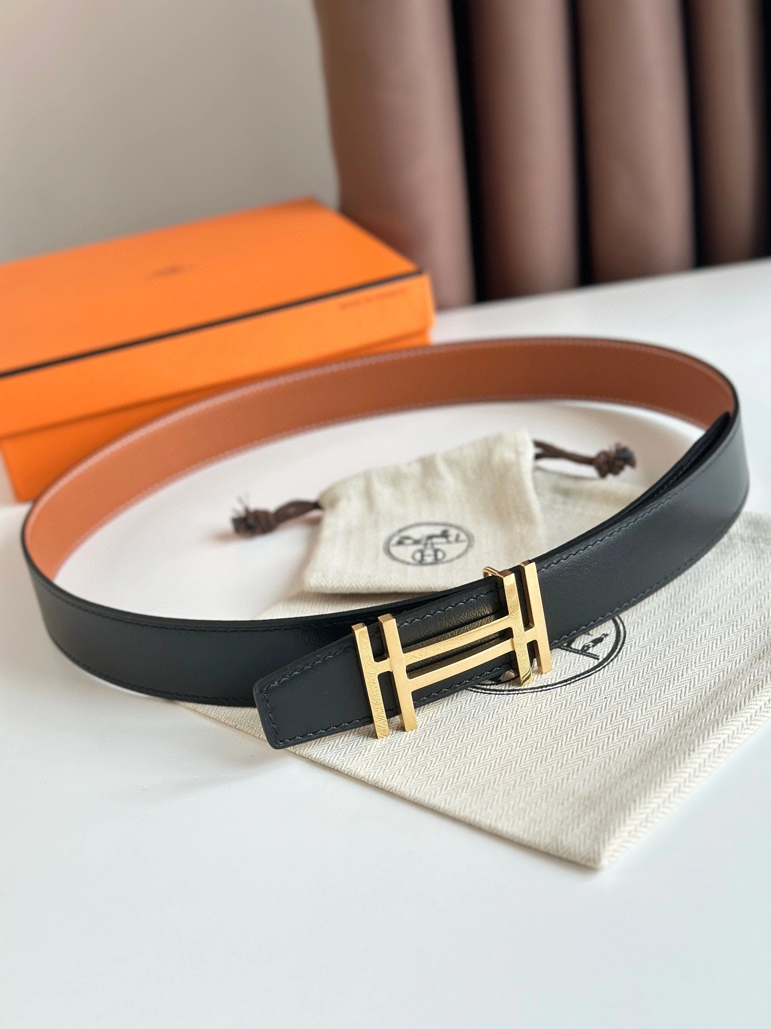 Barbara--H066050CP2K-H073967CAAA reversible Calfskin 32MM item:D-S000A1918R