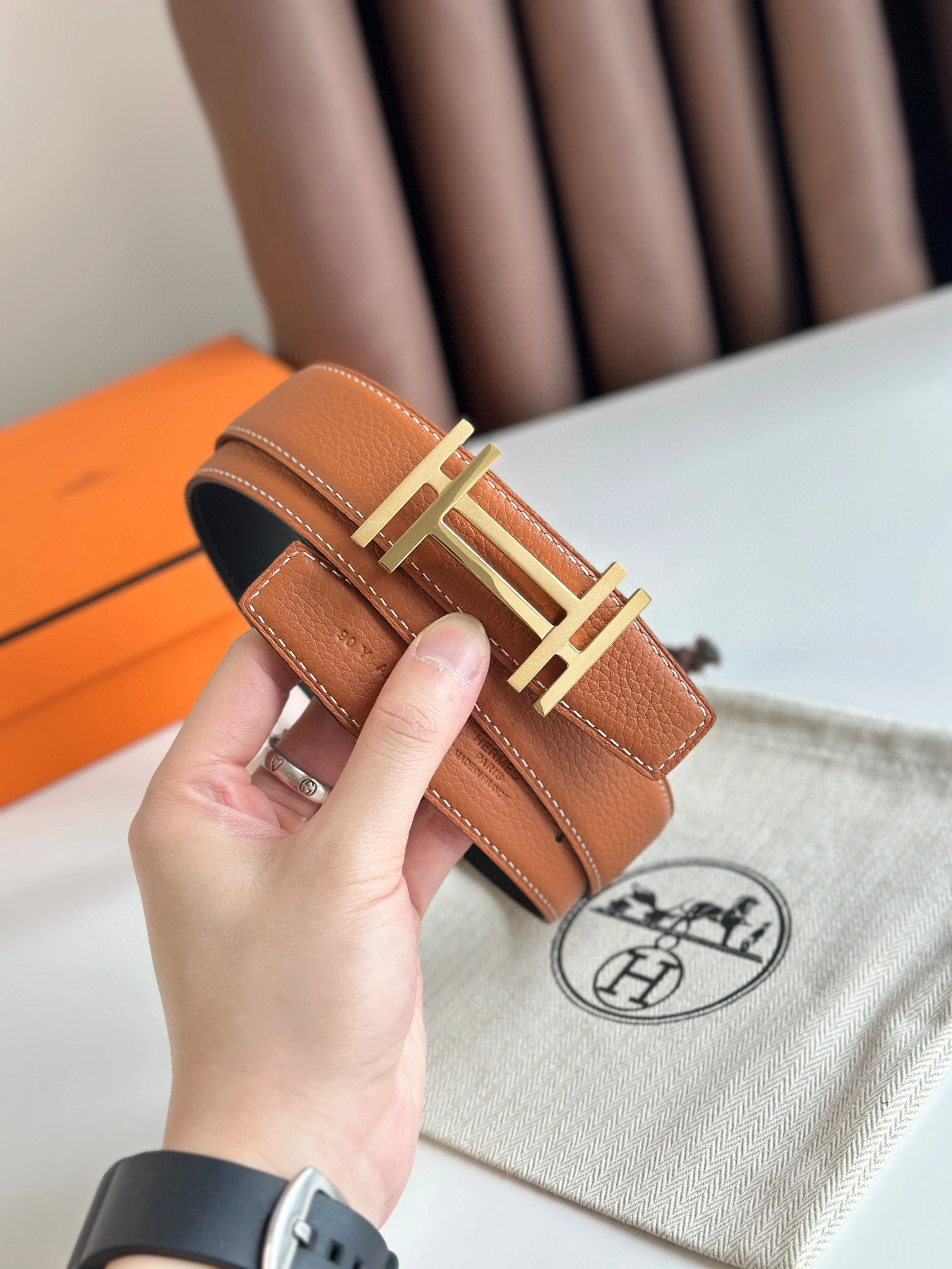 Barbara--H066050CP2K-H073967CAAA reversible Calfskin 32MM item:D-S000A1918R
