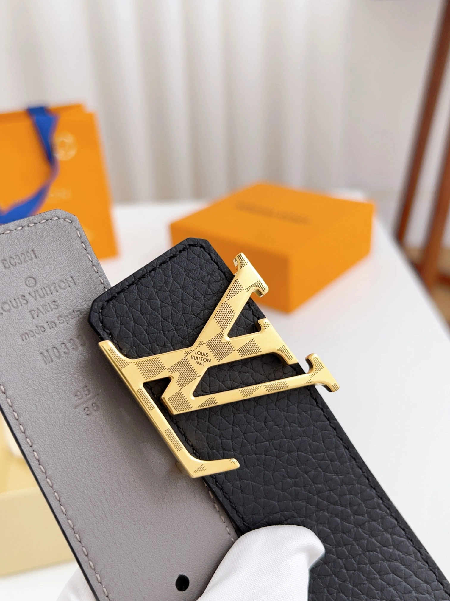 Barbara- M0333 Calfskin 40mm item:D-S378A2007R