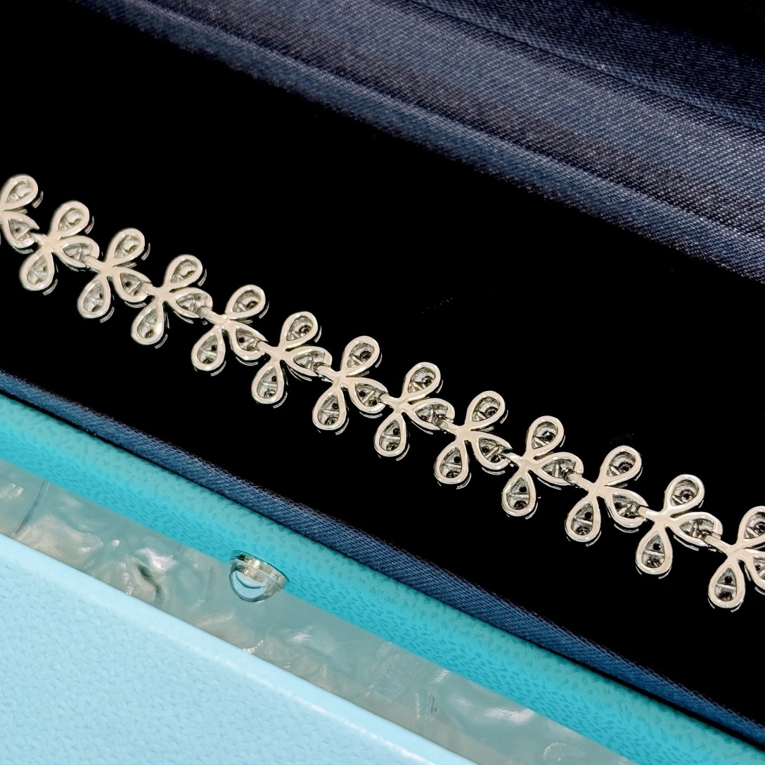 Barbara--Tiff19y&3o Sterling silver item:E-S092C3131