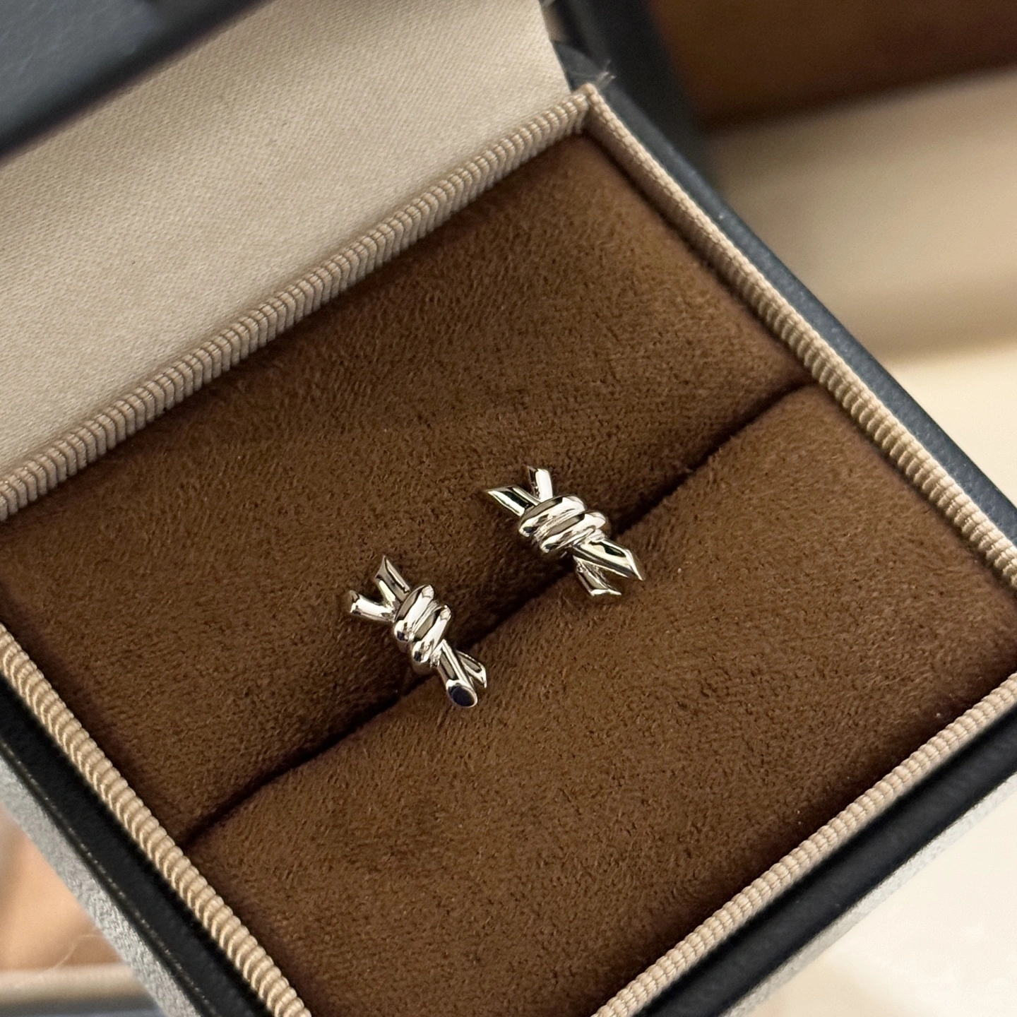 Barbara--Tiff19y&3o earrings S925silver item:E-S092I2560H