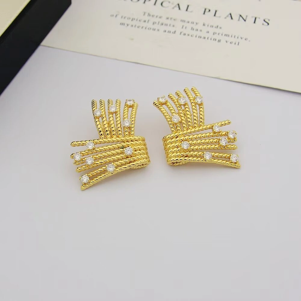 Barbara--Tiff19y&3o earrings item:E-S092I2561H
