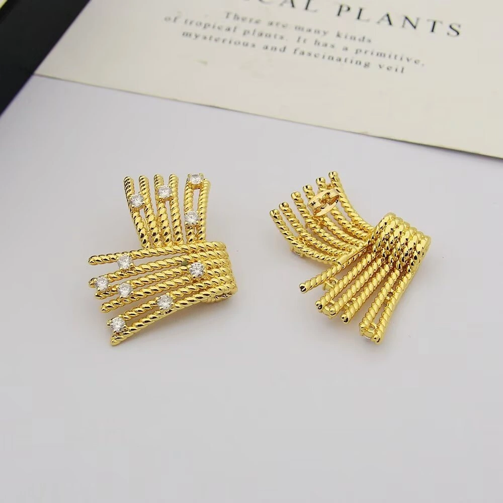 Barbara--Tiff19y&3o earrings item:E-S092I2561H