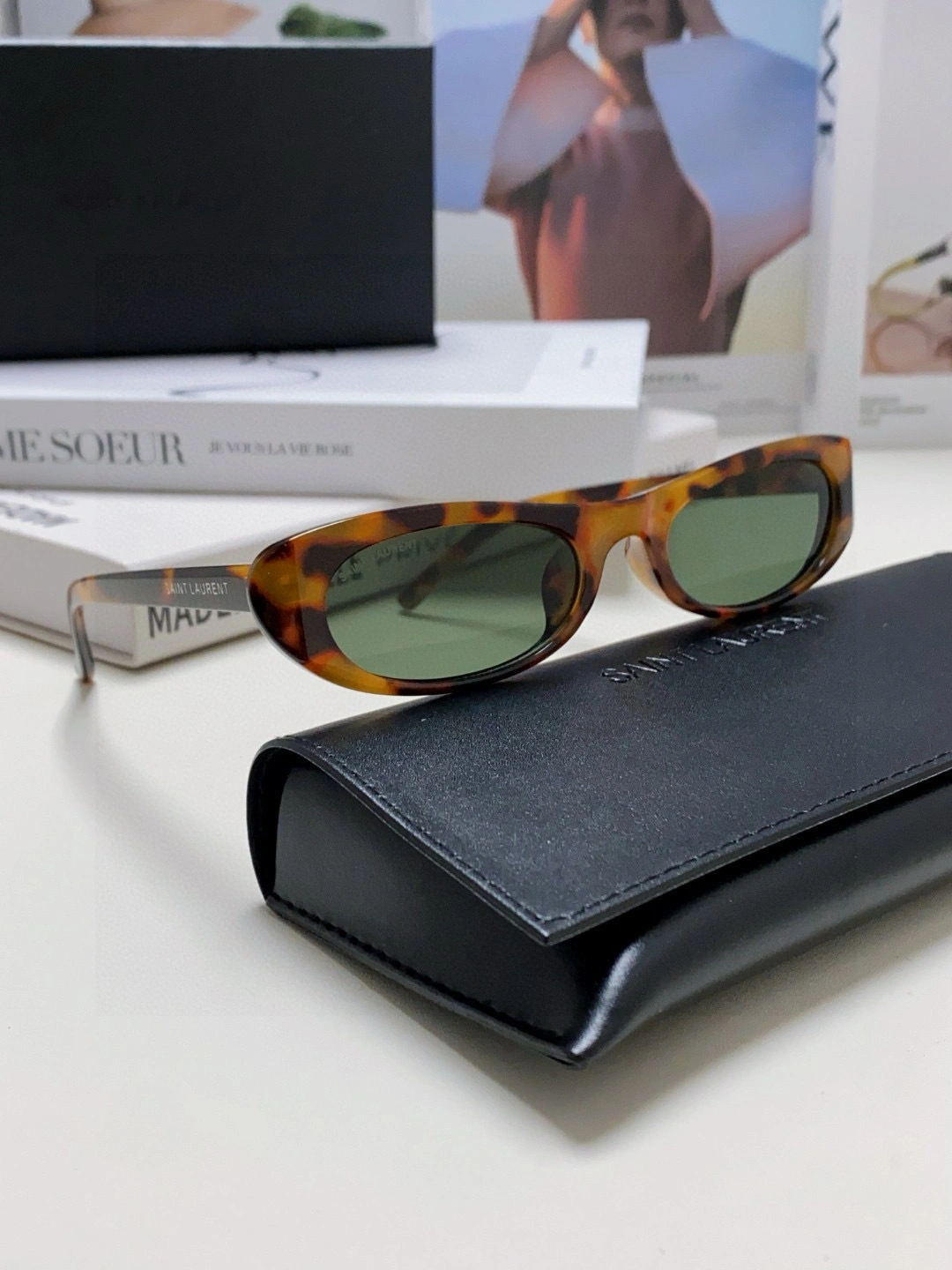 Barbara--Yv5s 2colour item:E-S132C2856-2