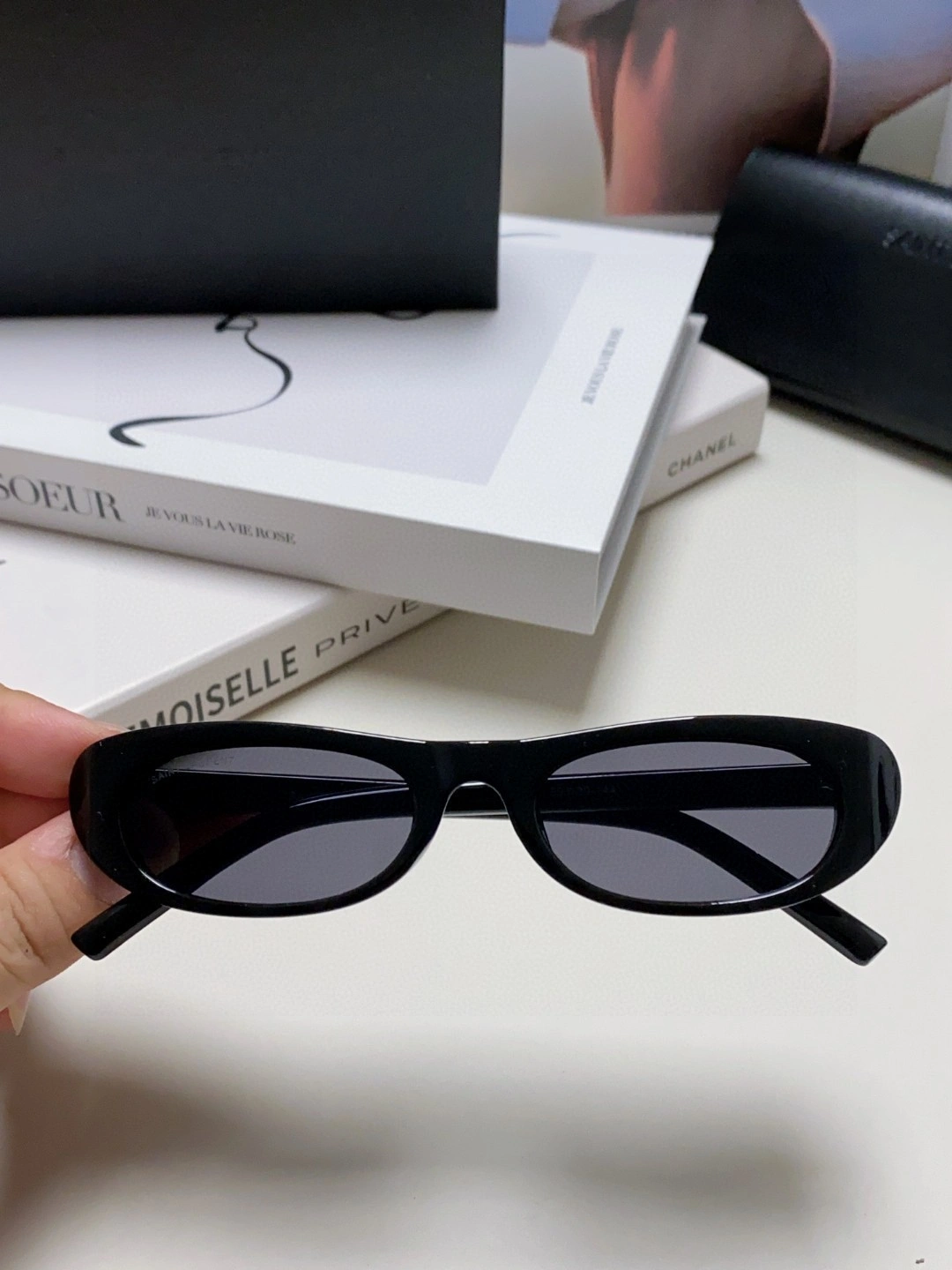Barbara--Yv5s 2colour item:E-S132C2856-2