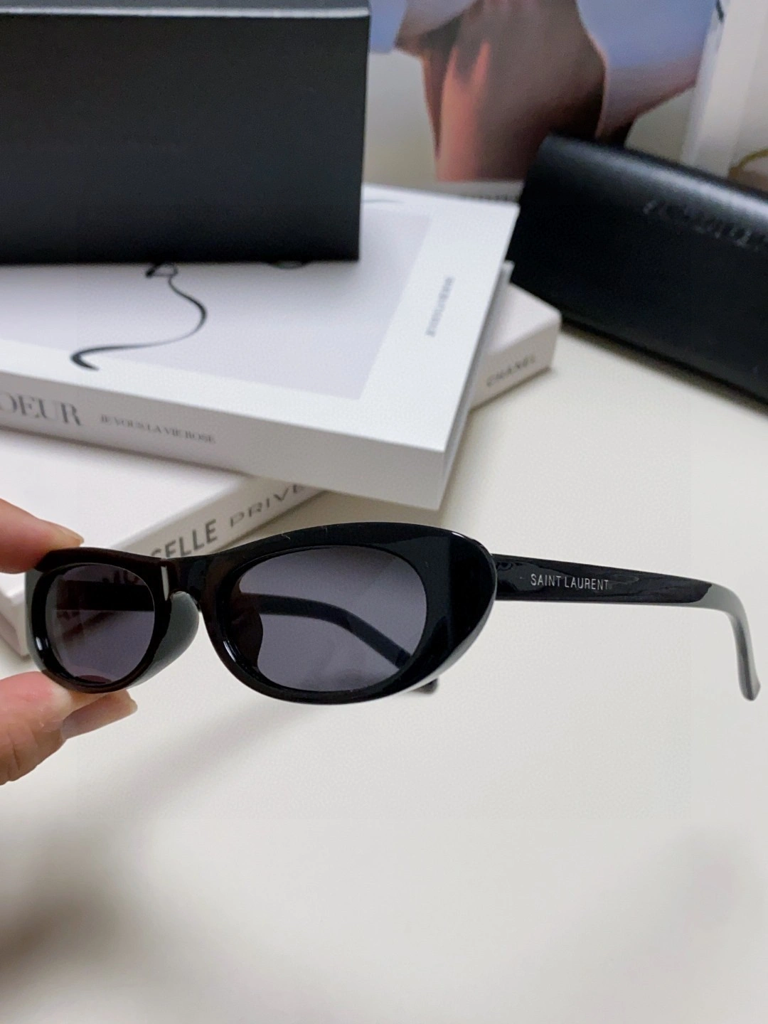 Barbara--Yv5s 2colour item:E-S132C2856-2