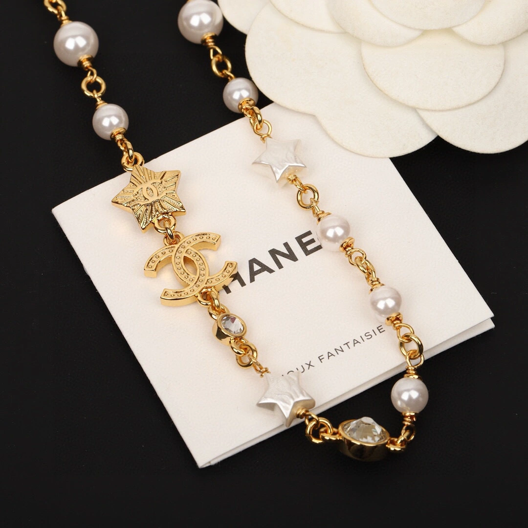 Barbara--choker item:D-S092D1649