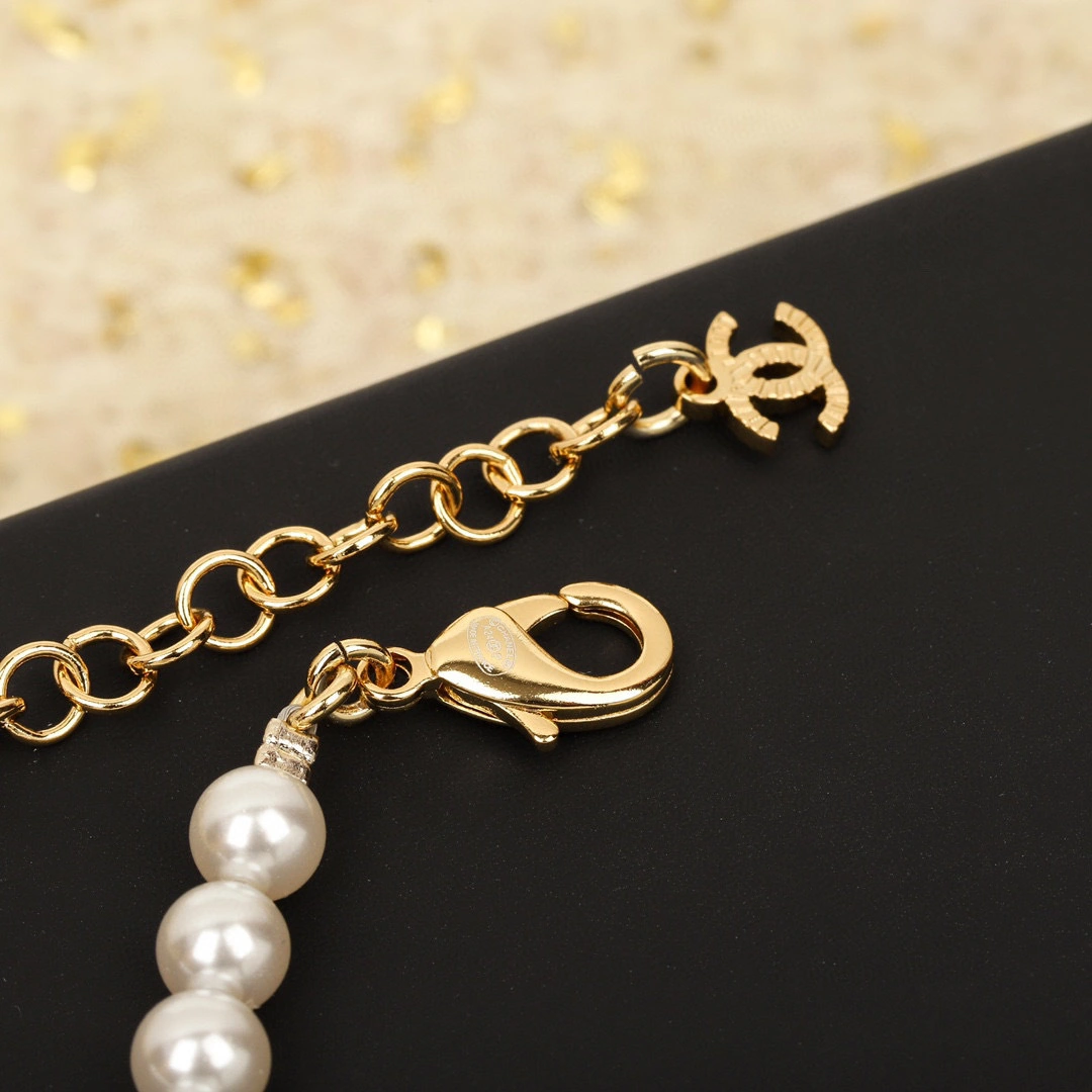 Barbara--choker item:D-S092D2179