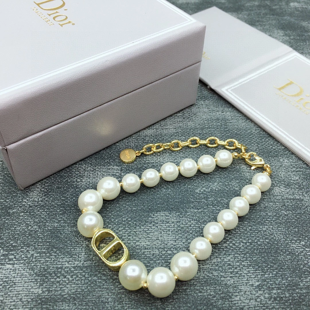 &Barbara- item : 092S04L1661
