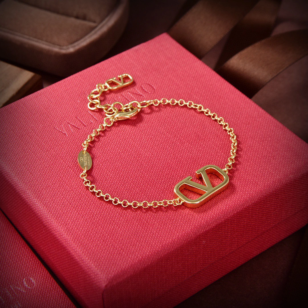 &&Barbara- item:C-S092A0643