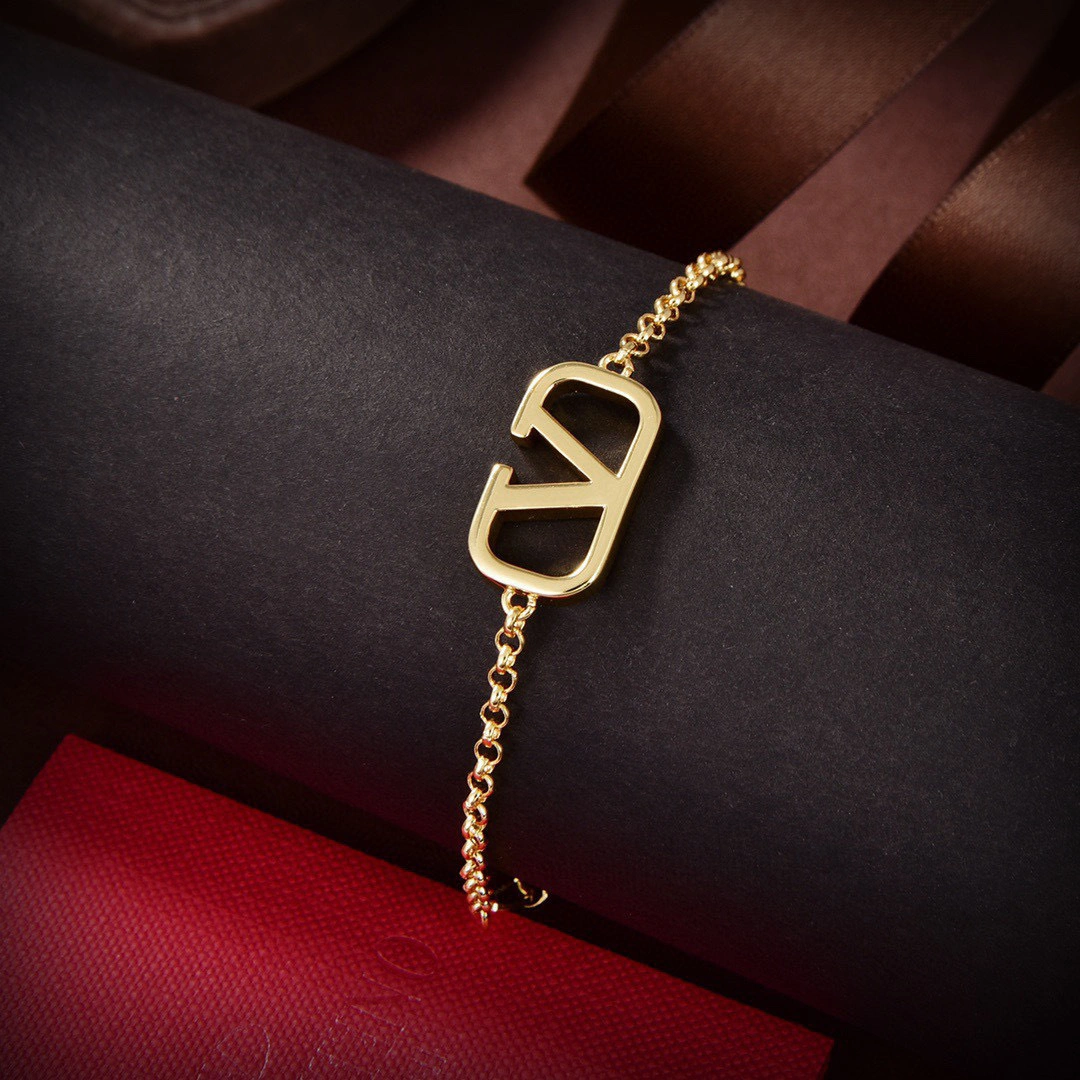 &&Barbara- item:C-S092A0643