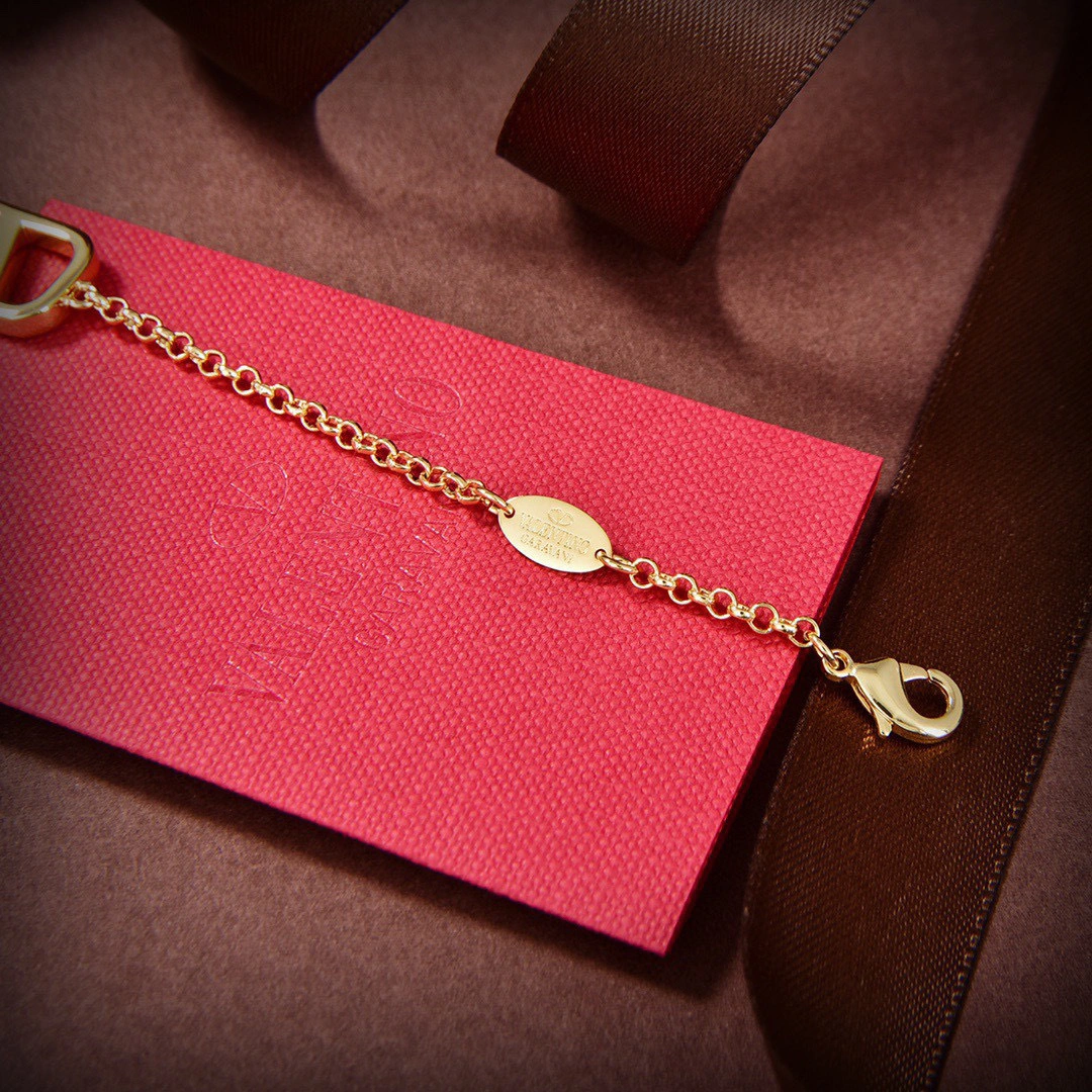 &&Barbara- item:C-S092A0643