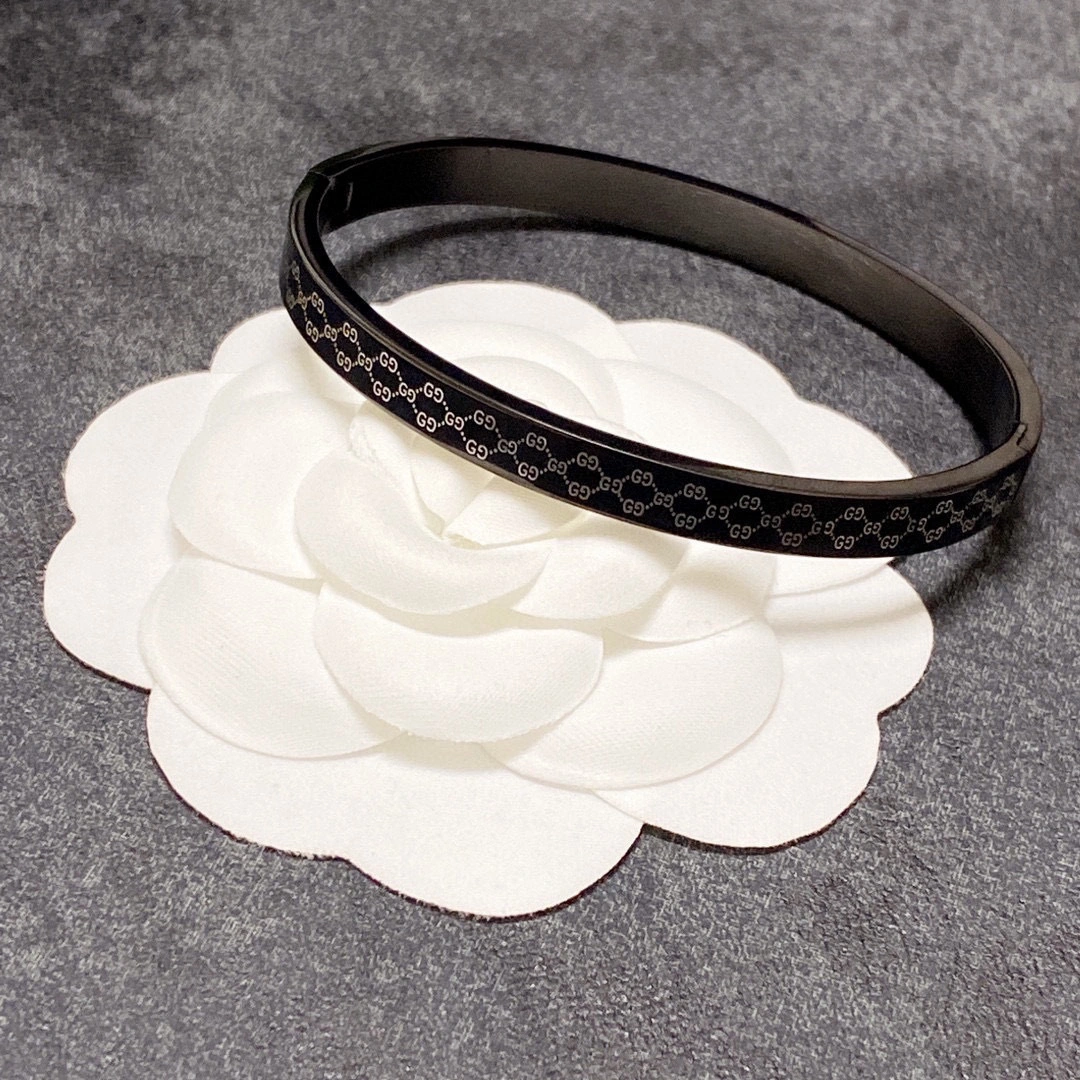 &&Barbara- item:C-S092A0804