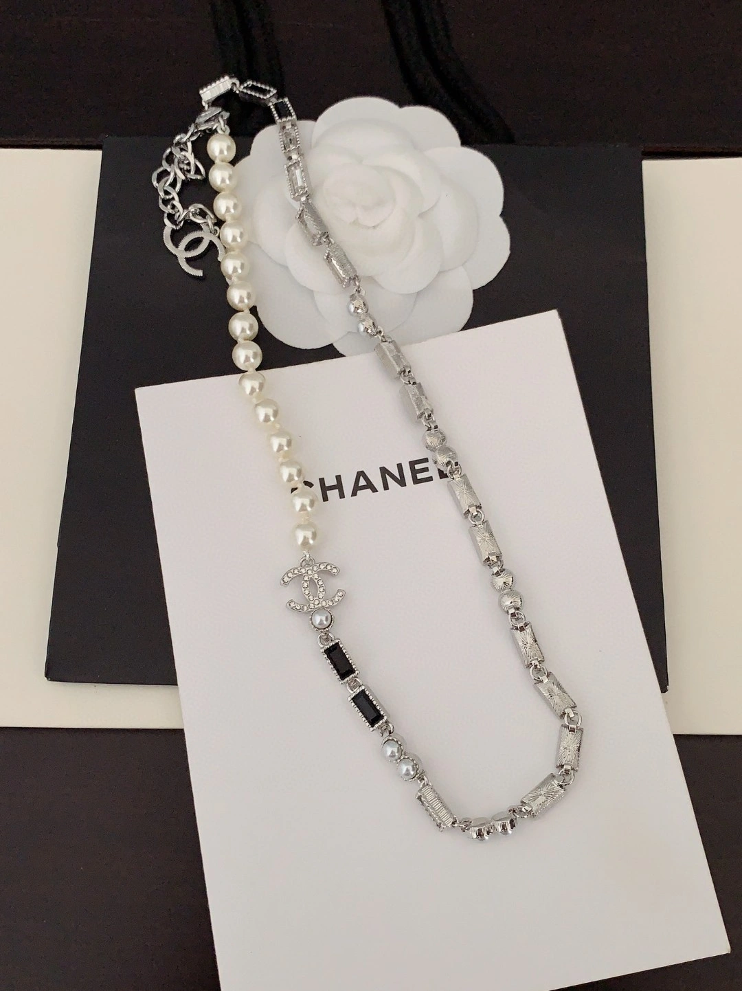 Barbara- item:D-S092C2082