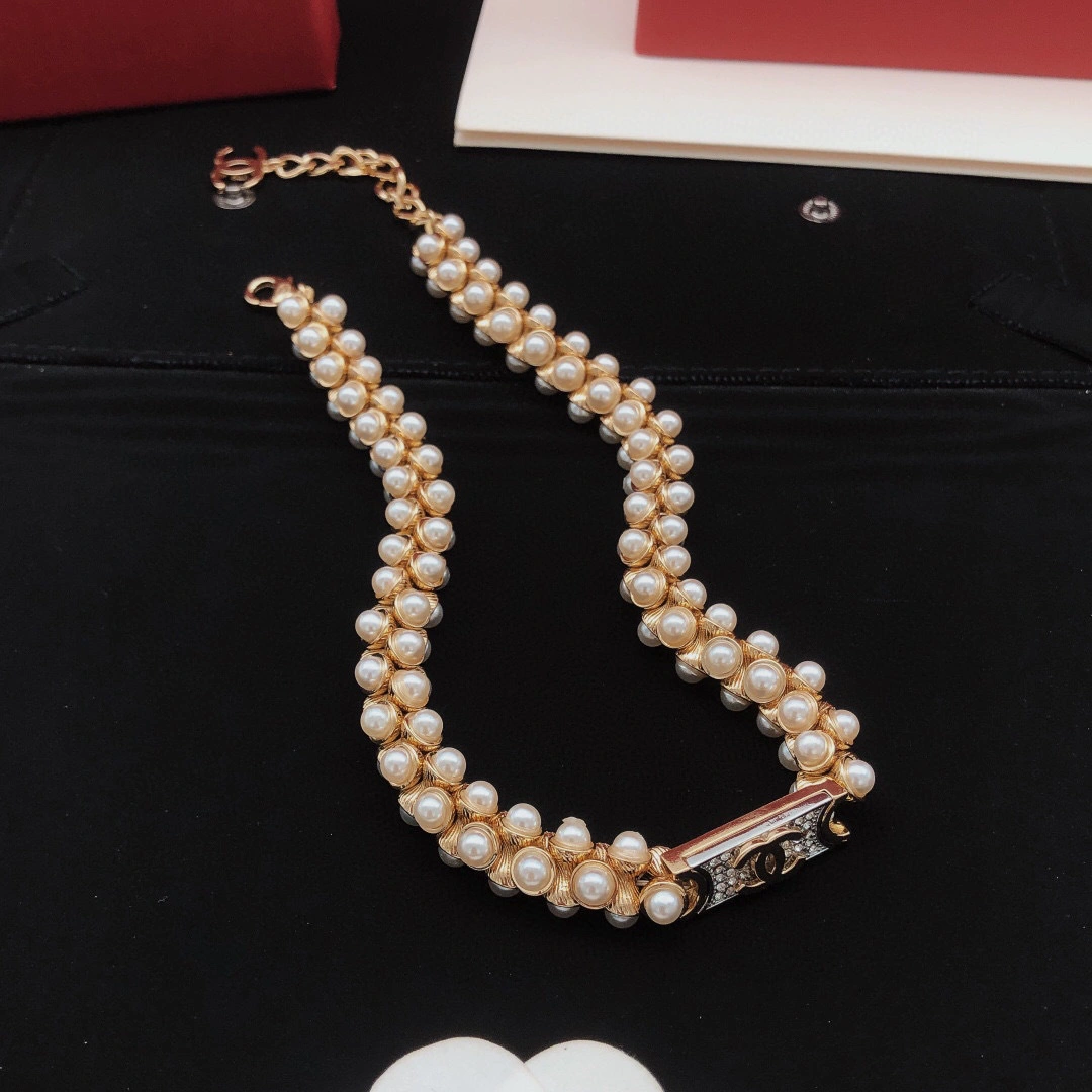Barbara--item:D-S092D2079