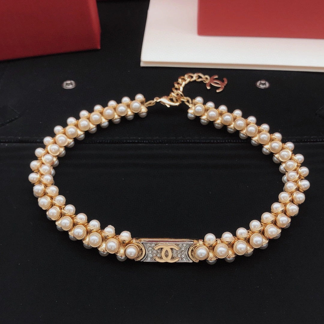 Barbara--item:D-S092D2079