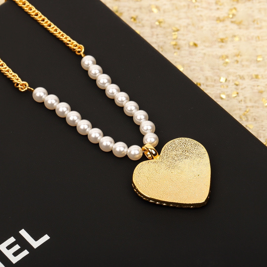 Barbara--item:D-S092D2184